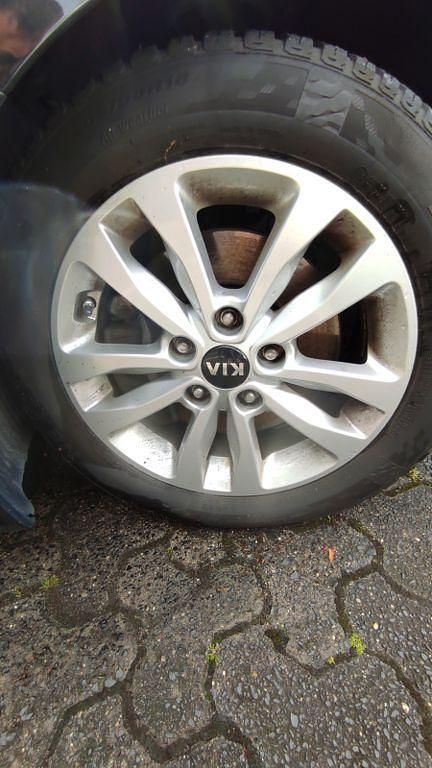 Gebraucht Kia Ceed DREAM-TEAM Edition 99 PS (72 kW) 2016 Schwarz Kleinwagen