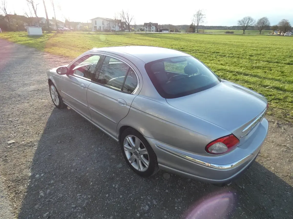 Gebraucht Jaguar X-type 230 PS (169 kW) 2002 Silber Limousine