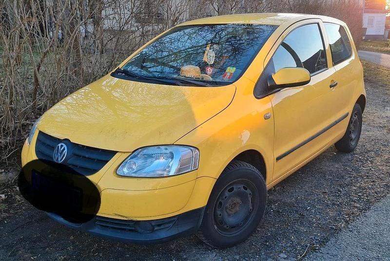 Gebraucht VW Fox 55 PS (40 kW) 2005 Gelb Kleinwagen