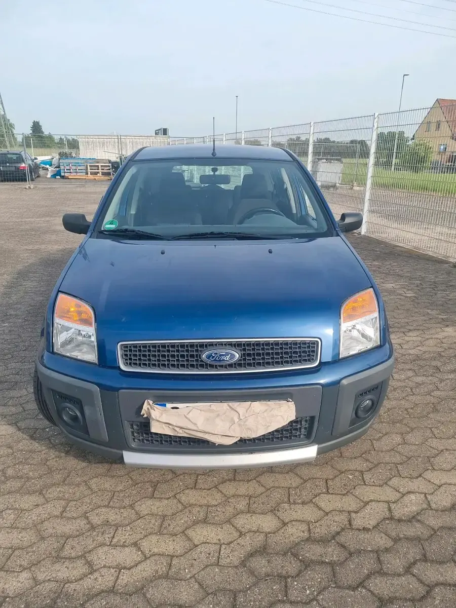 Gebraucht Ford Fusion 80 PS (58 kW) 2009 Blau Kleinwagen