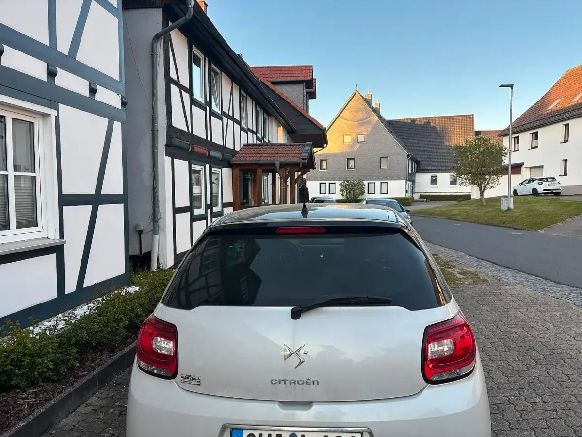 Gebraucht Citroën DS3 100 PS (73 kW) 2015 Weiß Kleinwagen