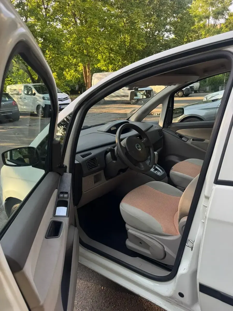 Gebraucht Fiat Idea 95 PS (69 kW) 2005 Weiß Van / Kleinbus
