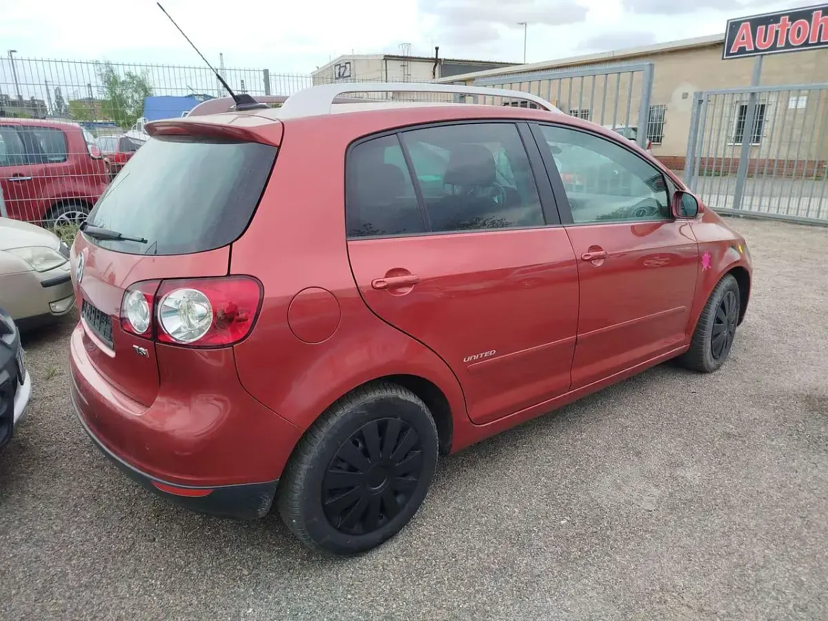 Gebraucht VW Golf VI 122 PS (89 kW) 2008 Rot Kleinwagen