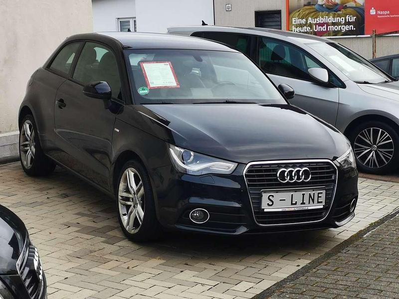Gebraucht Audi A1 S-Line 86 PS (63 kW) 2011 Phantomschwarz perleffekt Kleinwagen