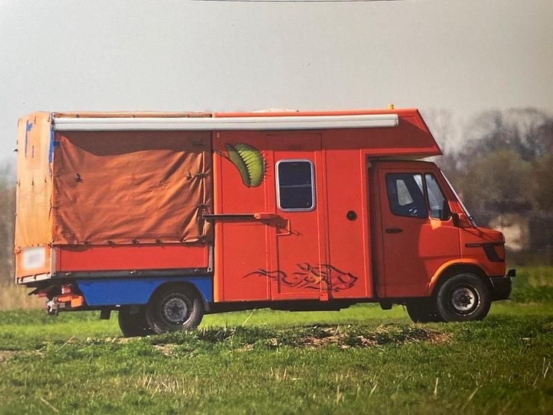 Gebraucht Mercedes T1 95 PS (69 kW) 1994 Orange Van