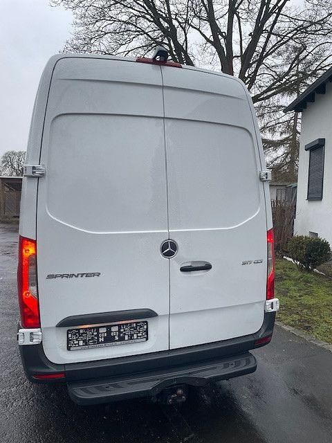 Gebraucht Mercedes Sprinter 170 PS (125 kW) 2022 Weiß Van