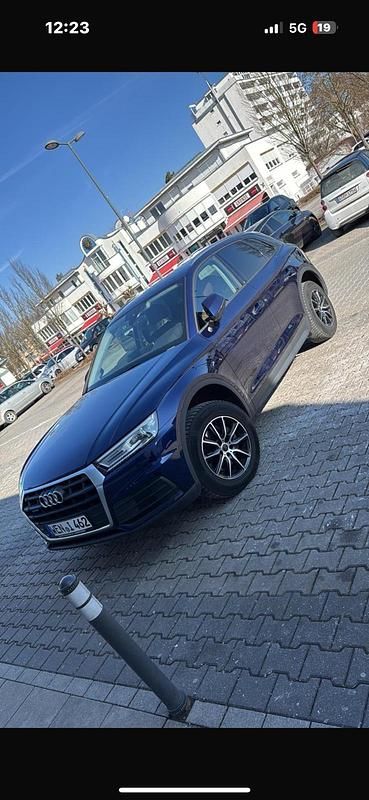 Blau Gebraucht 2019 Audi Q5 SUV | 28.000 € (Superpreis) - Bild 1/4
