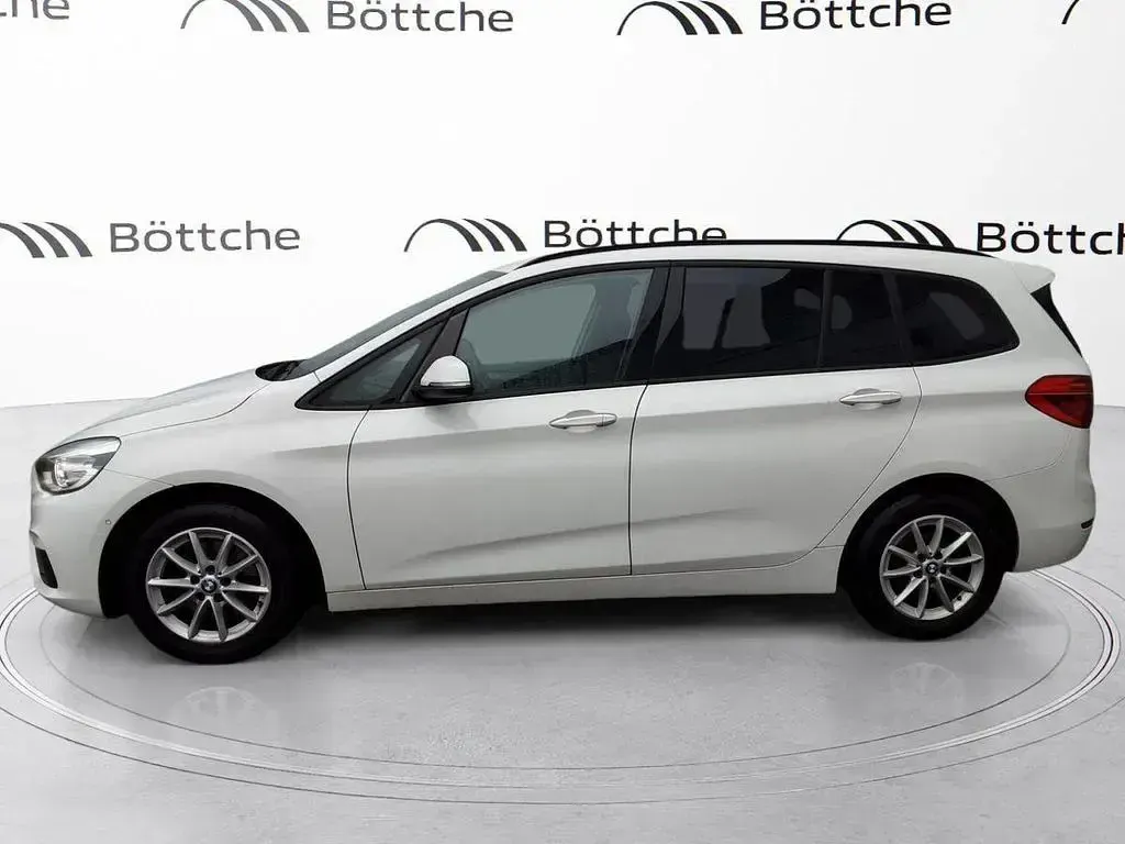 Gebraucht BMW 218 Advantage 150 PS (110 kW) 2017 Weiß Van / Kleinbus
