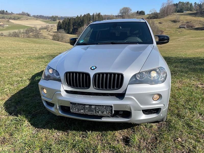 Schwarz Gebraucht 2008 BMW X5 SUV | 13.000 € (Etwas zu teuer) - Bild 1/4