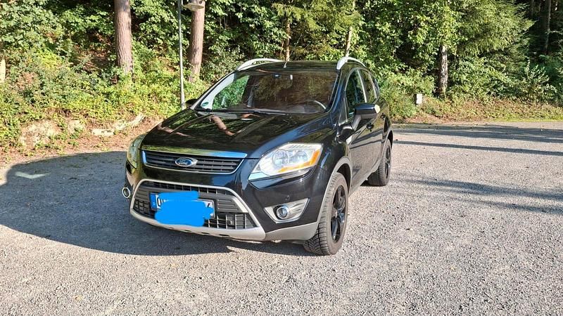 Schwarz Gebraucht 2010 Ford Kuga Titanium SUV | 6.490 € (Fairer Preis) - Bild 1/4