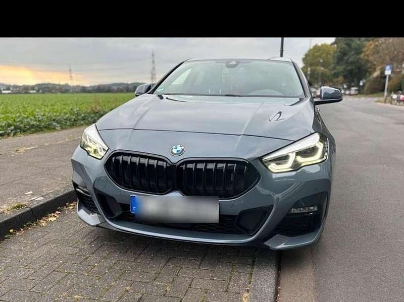 Blau Gebraucht 2022 BMW 218 M Sport Coupé | 29.150 € (Fairer Preis) - Bild 1/4