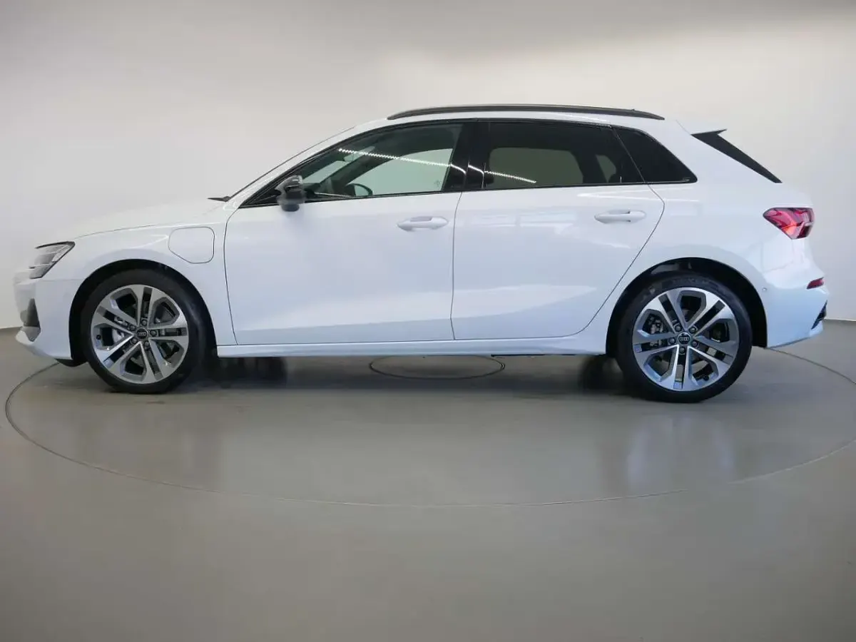 Brugt Audi A3 Advanced 204 HK (150 kW) 2025 Hvid Sedan