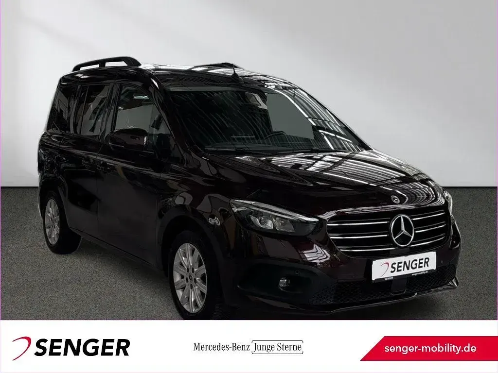 Gebraucht Mercedes T180 Progressive 131 PS (96 kW) 2023 Van / Kleinbus
