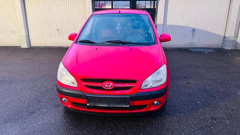 Rot Gebraucht 2006 Hyundai Getz Kleinwagen | 900 € (Teuer) - Bild 1/4