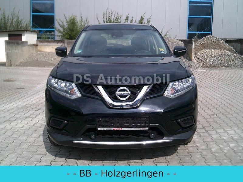 Schwarz Gebraucht 2016 Nissan X-Trail Visia SUV | 8.950 € (Fairer Preis) - Bild 1/4