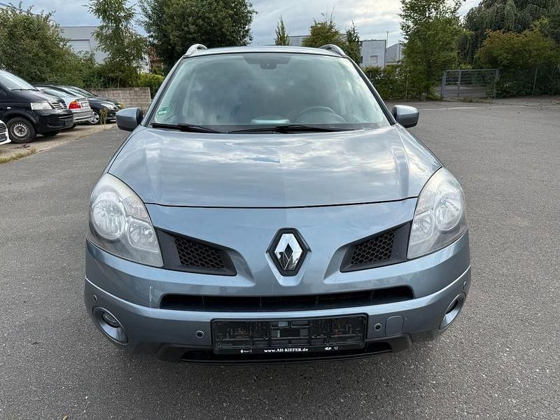 Grau Gebraucht 2009 Renault Koleos Dynamique SUV | 3.990 € (Fairer Preis) - Bild 1/4