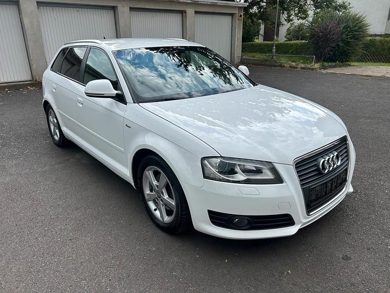 Weiß Gebraucht 2008 Audi A3 S-Line Limousine | 6.399 € (Etwas zu teuer) - Bild 1/4