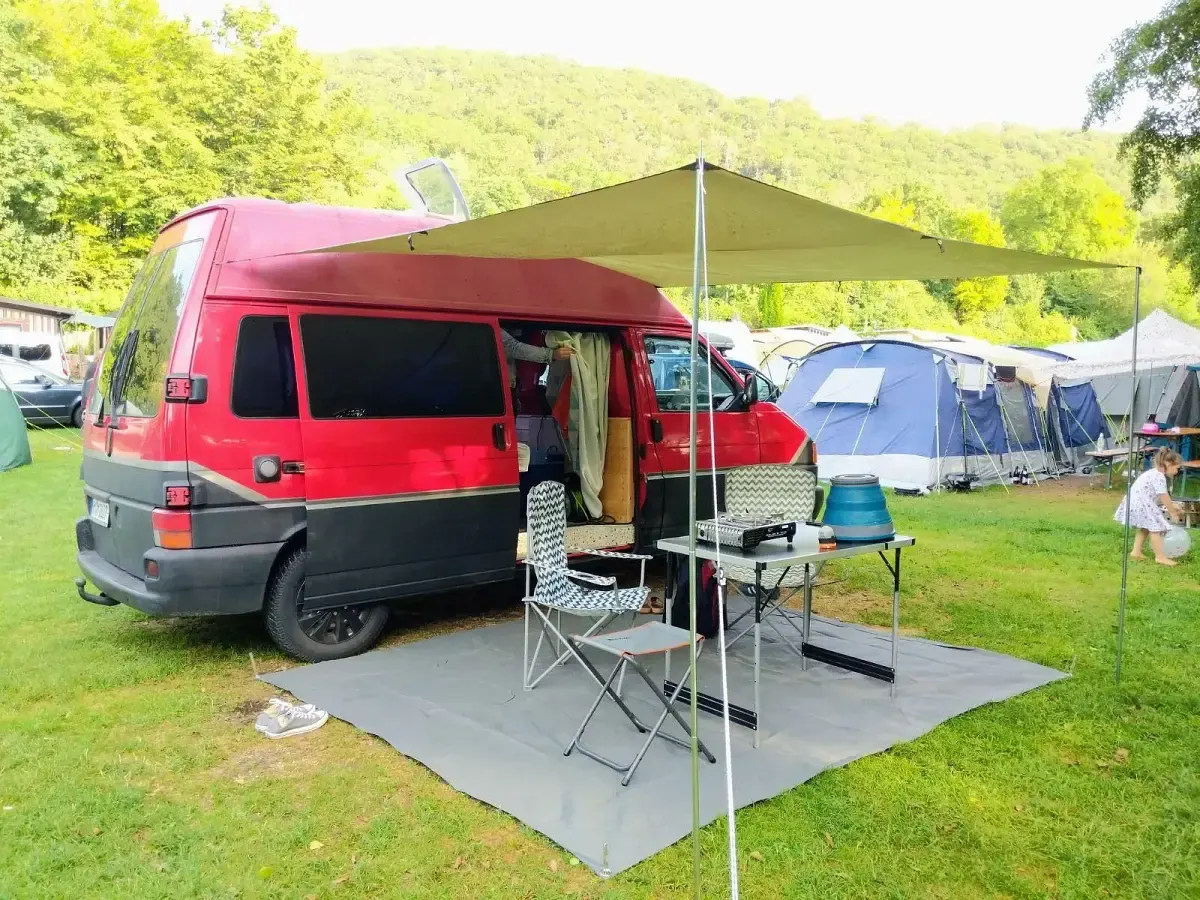 Używany VW Transporter 101 KM (74 kW) 2002 Czerwony Van