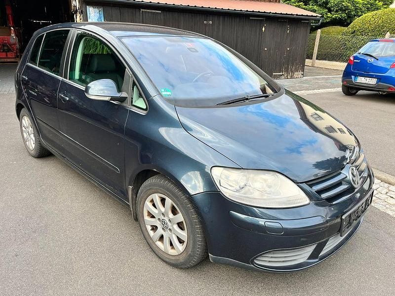 Blau Gebraucht 2008 VW Golf Plus Comfortline Van / Kleinbus | 4.200 € (Etwas zu teuer) - Bild 1/4