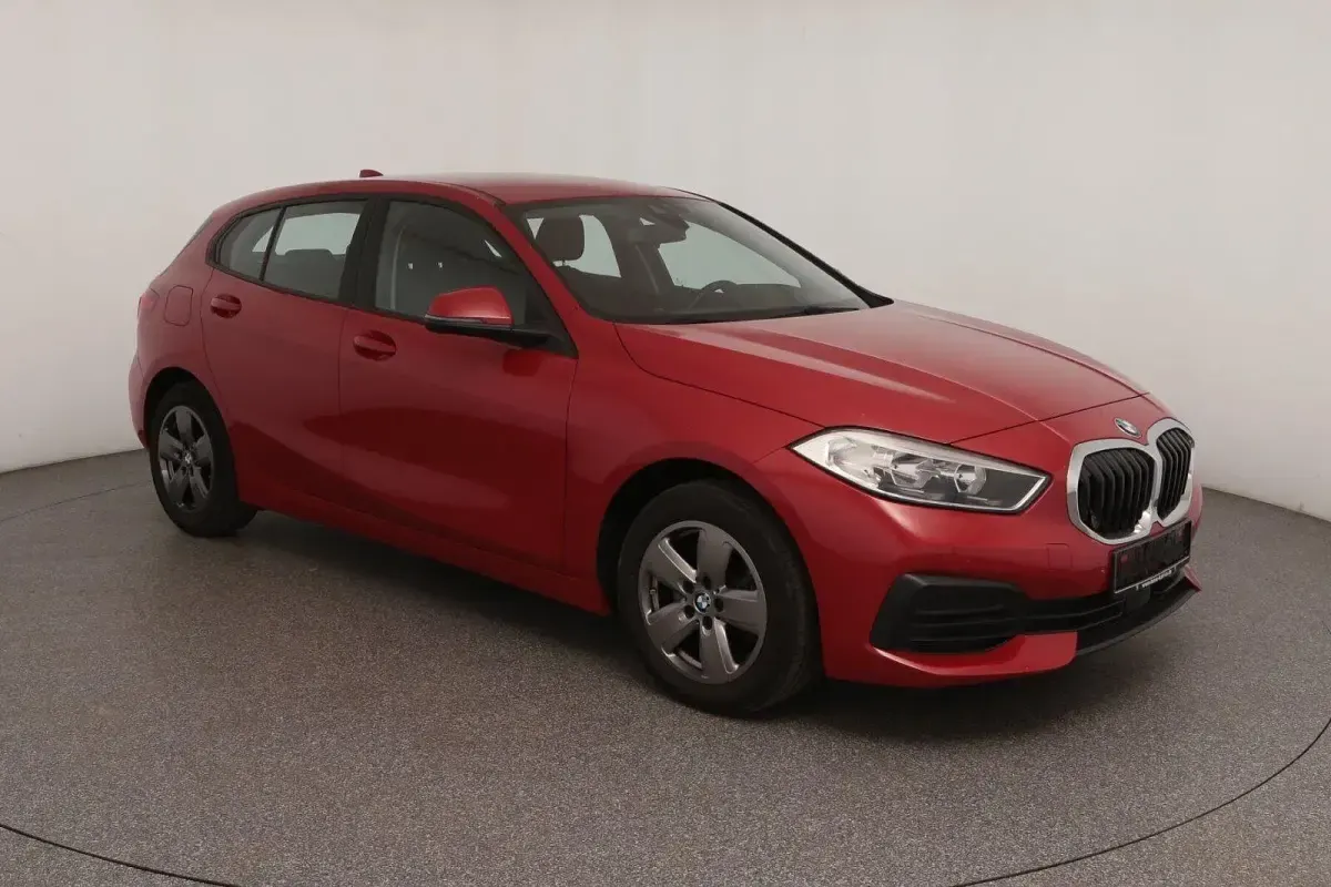 Gebraucht BMW 118 Advantage 136 PS (100 kW) 2021 Rot Kleinwagen