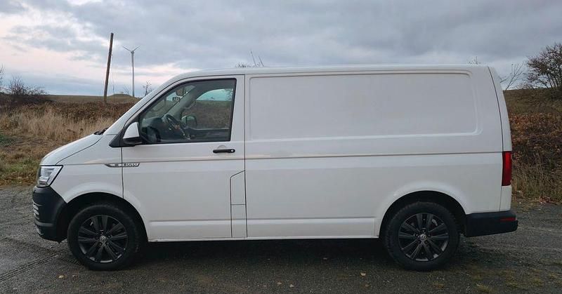 Gebraucht VW Transporter 150 PS (110 kW) 2019 Weiß Van