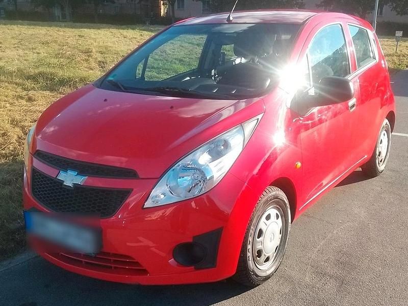 Rot Gebraucht 2011 Chevrolet Spark Kleinwagen | 1.999 € (Superpreis) - Bild 1/4
