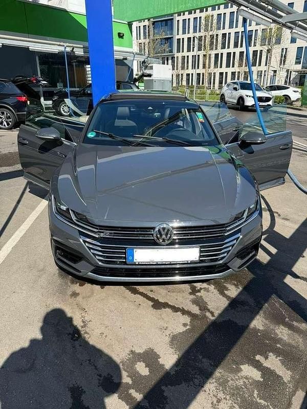 Grau Gebraucht 2019 VW Arteon R-line Kleinwagen | 22.990 € (Fairer Preis) - Bild 1/4