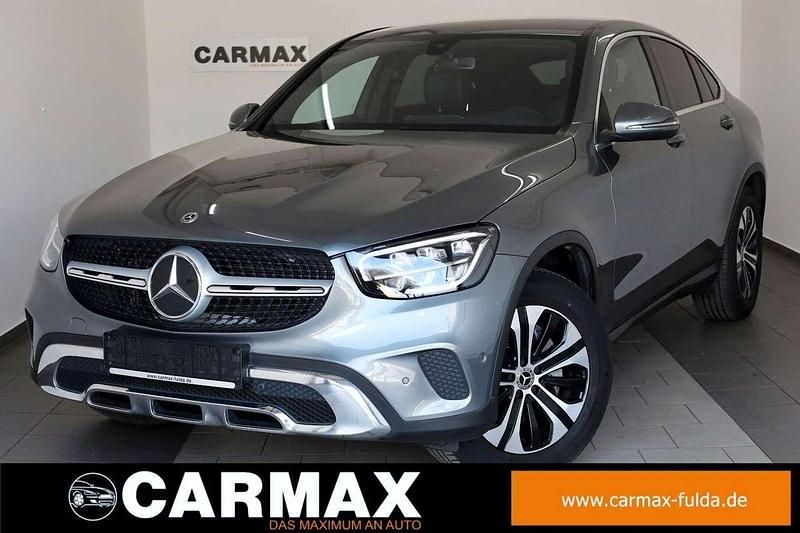 Selenitgrau metalliclack Gebraucht 2020 Mercedes GLC200 SUV | 38.300 € (Teuer) - Bild 1/4