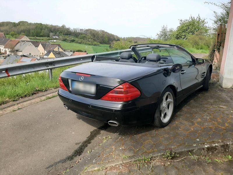 Second-hand Mercedes SL350 2006 Negru Cabrio