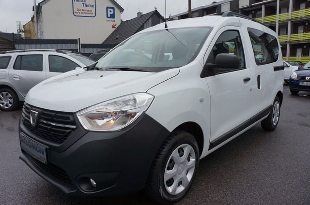 Gebraucht Dacia Dokker 102 PS (75 kW) 2016 Weiß Van / Kleinbus