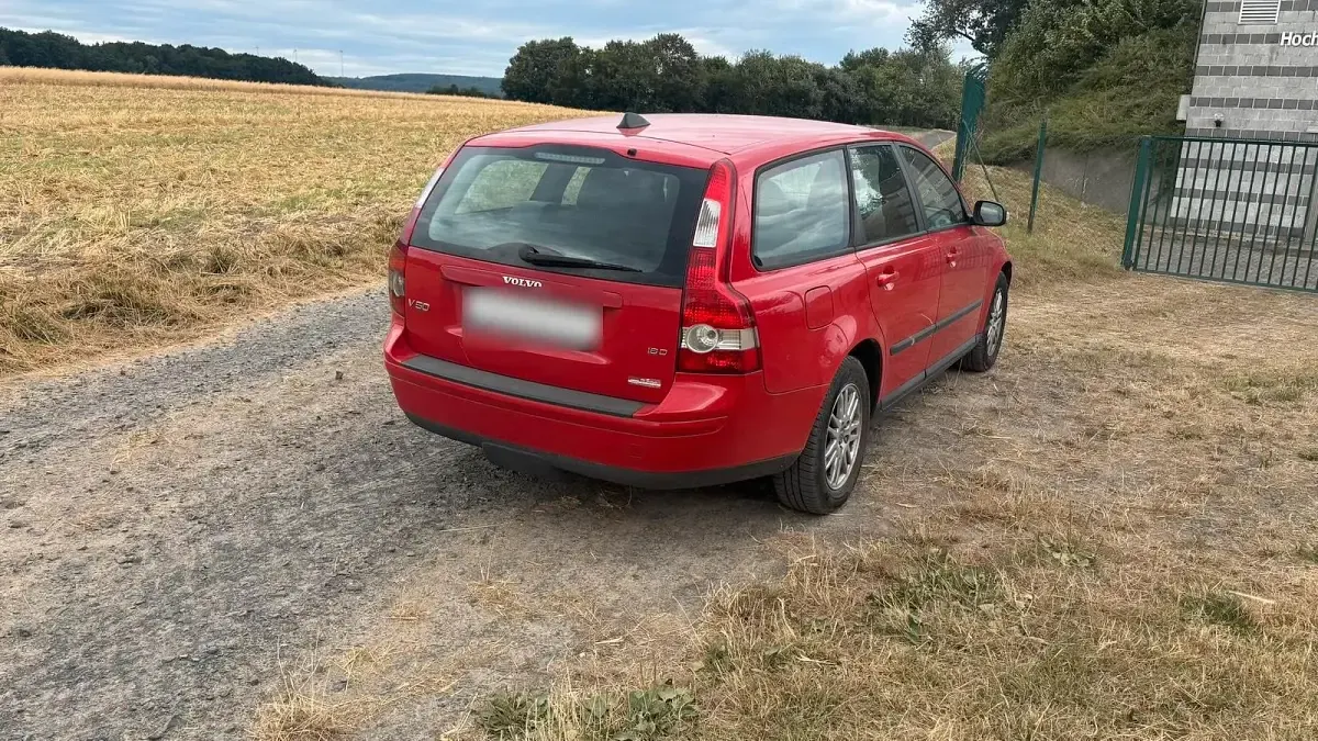 Gebraucht Volvo V50 109 PS (80 kW) 2007 Rot Kombi