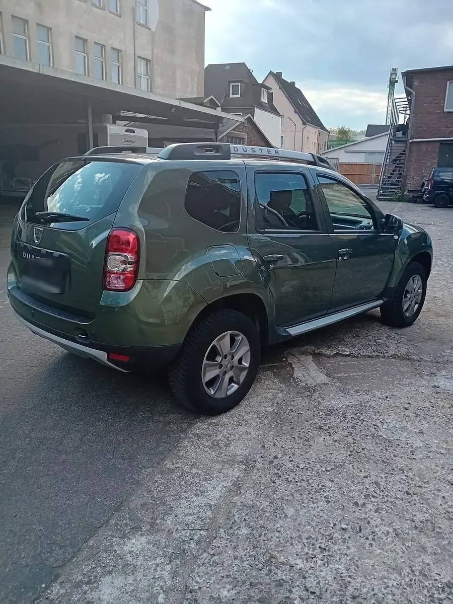 Gebraucht Dacia Duster Prestige 125 PS (91 kW) 2014 Grün SUV