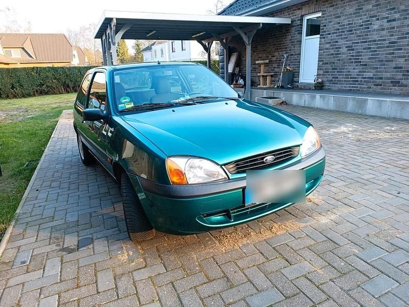 Gebraucht Ford Fiesta 65 PS (47 kW) 2000 Grün Kleinwagen