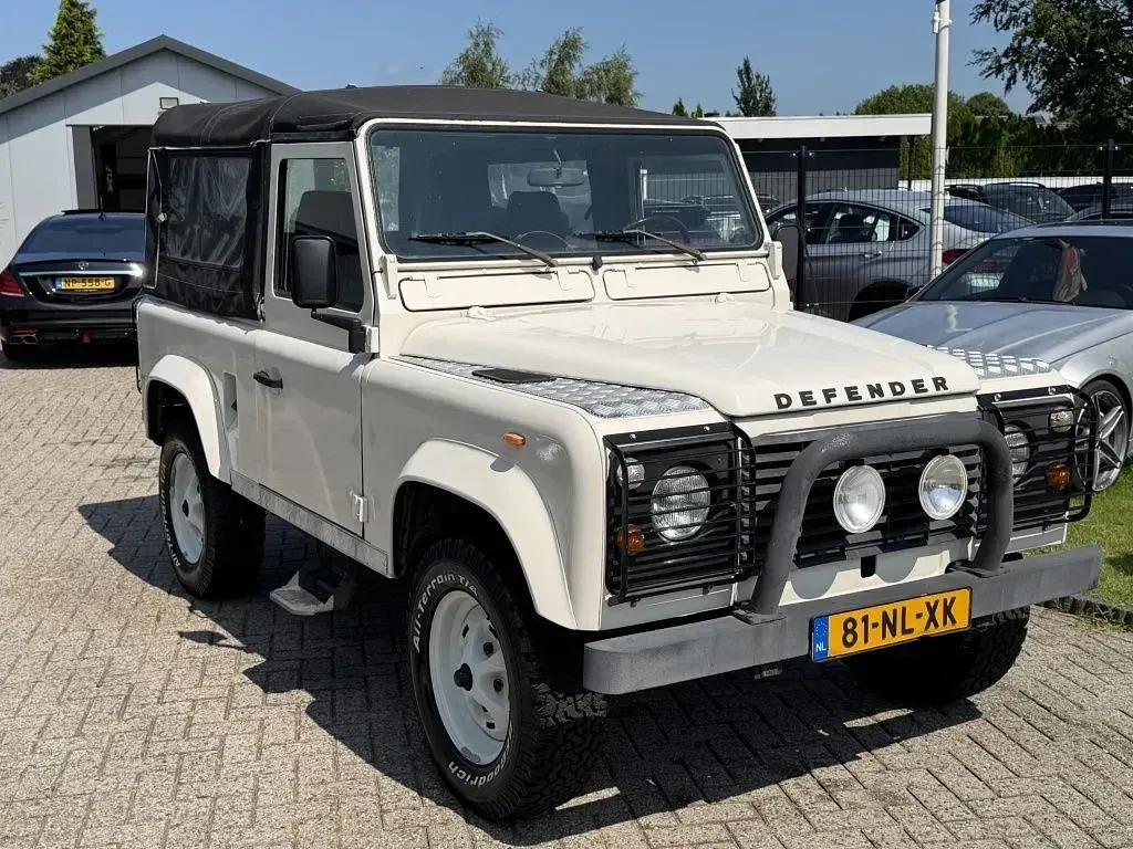 Gebraucht Land Rover Defender 86 PS (63 kW) 1988 Weiß SUV