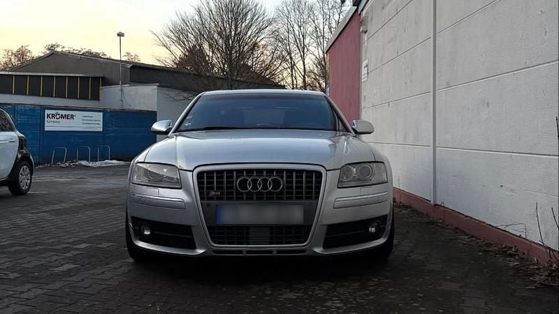 Gebraucht Audi S8 450 PS (330 kW) 2007 Silber Limousine
