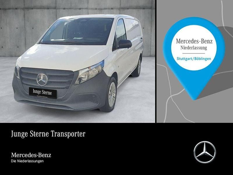 Weiß Gebraucht 2024 Mercedes Vito Van / Kleinbus | 39.258 € - Bild 1/4
