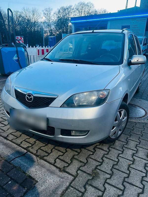 Second-hand Mazda 2 80 CP (58 kW) 2004 Argintiu Hatchback