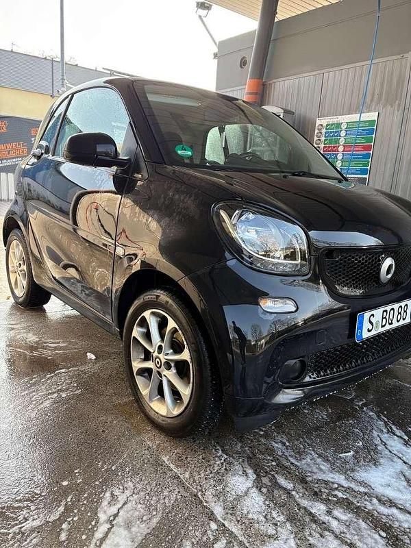 Gebraucht Smart ForTwo Coupé 75 PS (55 kW) 2018 Coupé