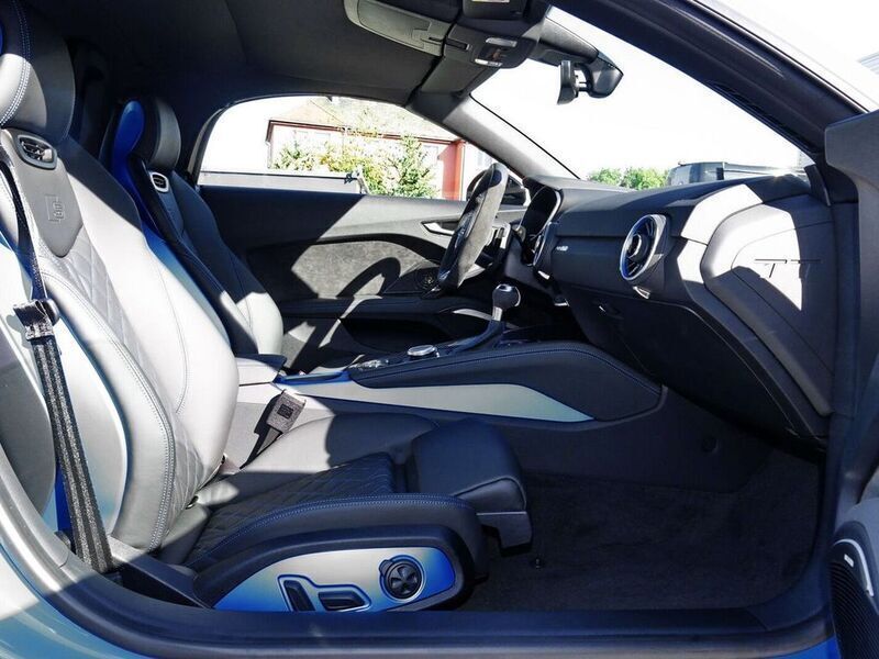 Gebraucht Audi TT Roadster Ambiente 320 PS (235 kW) 2024 Andere farbe Cabrio