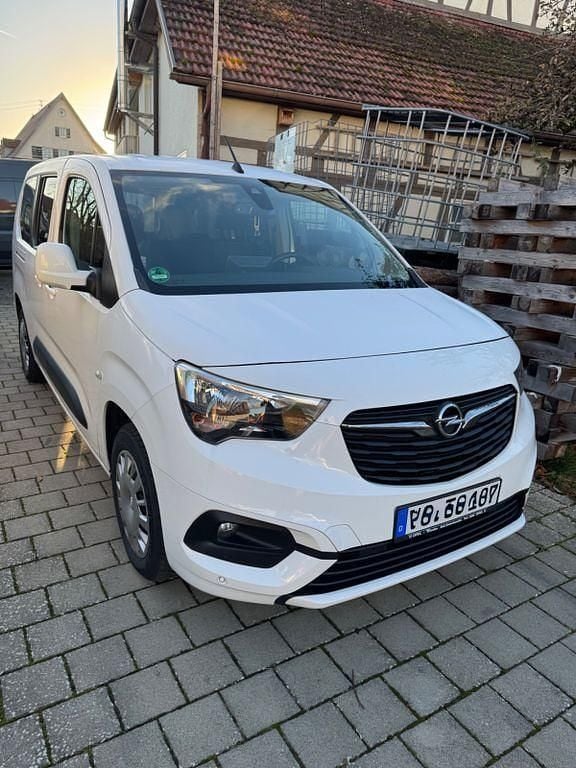 Weiß Gebraucht 2020 Opel Combo Life XL Van / Kleinbus | 14.000 € (Guter Preis) - Bild 1/4
