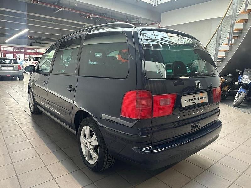 Gebraucht Seat Alhambra Reference 140 PS (102 kW) 2009 Blau Van / Kleinbus