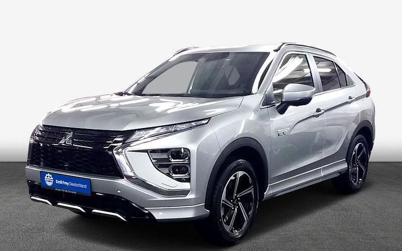 Silber Gebraucht 2024 Mitsubishi Eclipse Cross Top SUV | 33.443 € - Bild 1/4