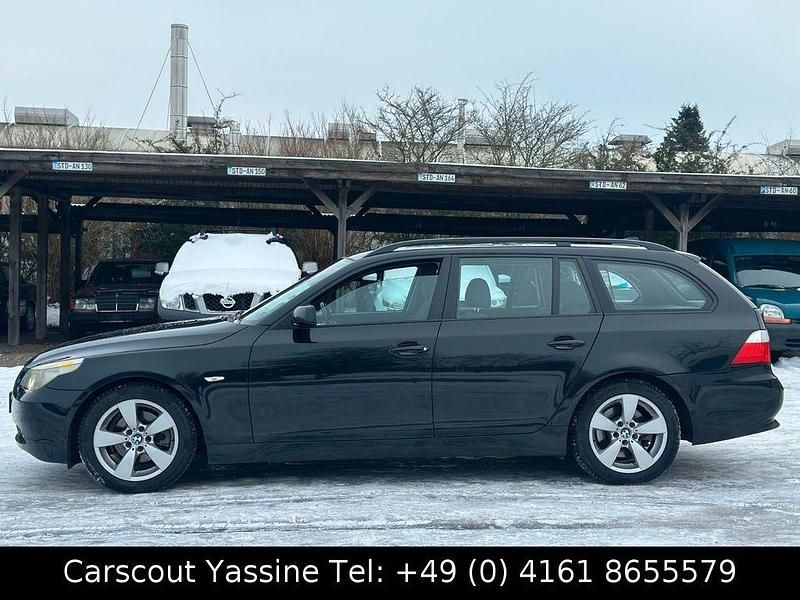 Gebraucht BMW 523 Advantage 177 PS (130 kW) 2005 Schwarz Kombi