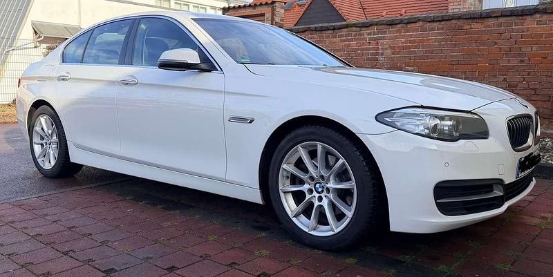 Second-hand BMW 520 190 CP (139 kW) 2016 Alb Berlinǎ