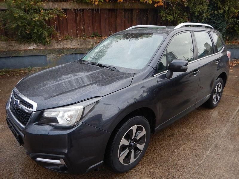 Grau Gebraucht 2017 Subaru Forester Exclusive+ SUV | 15.600 € (Superpreis) - Bild 1/4
