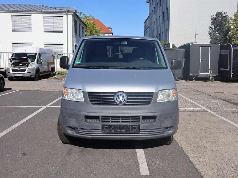 Gebraucht VW T5 102 PS (75 kW) 2008 Reflexsilber Van