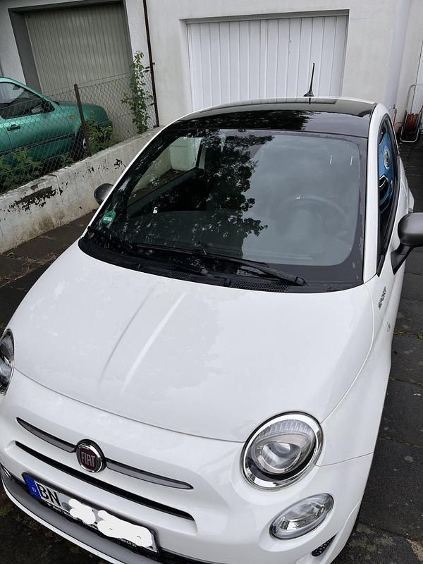 Weiß Gebraucht 2022 Fiat 500 Sport Kleinwagen | 12.990 € (Fairer Preis) - Bild 1/4