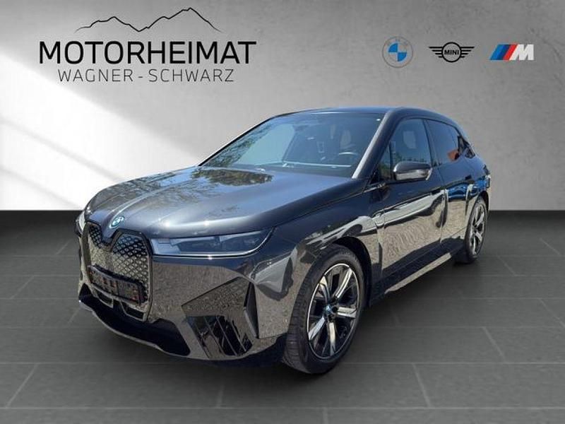 Sophistograu brillanteffekt (metallic) Gebraucht 2022 BMW iX Sport Line SUV | 40.880 € (Guter Preis) - Bild 1/3