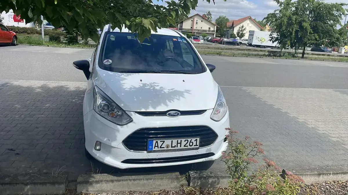 Gebraucht Ford B-MAX SYNC Edition 105 PS (77 kW) 2013 Van / Kleinbus