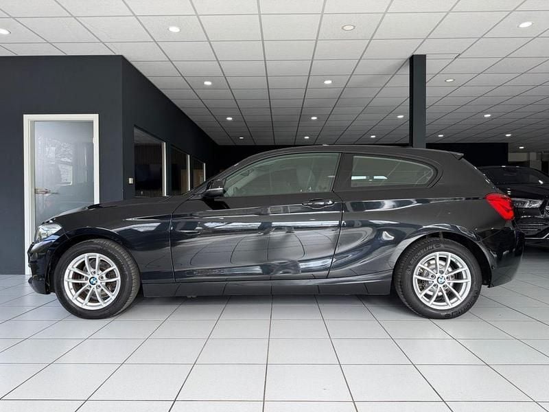 Gebraucht BMW 116 Advantage 116 PS (85 kW) 2018 Schwarz Kleinwagen